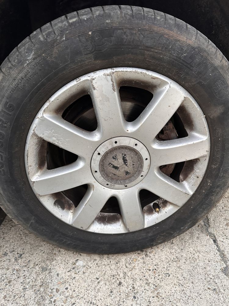 Фв туран 2.0тди на части / vw touran 2.0tdi 140