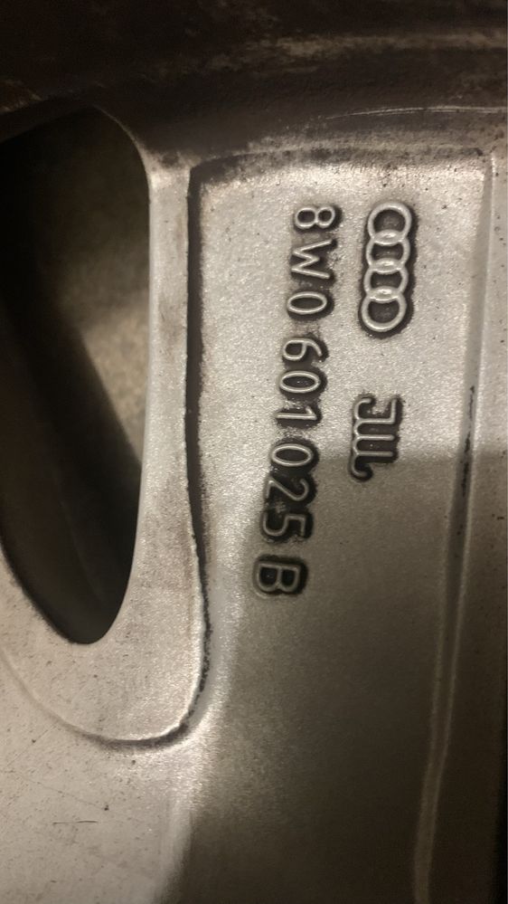 джанти с зимни гуми за AUDI 16”