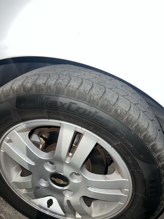 Lasseti 2013-yil 1,6 mator 3 pazitsiya