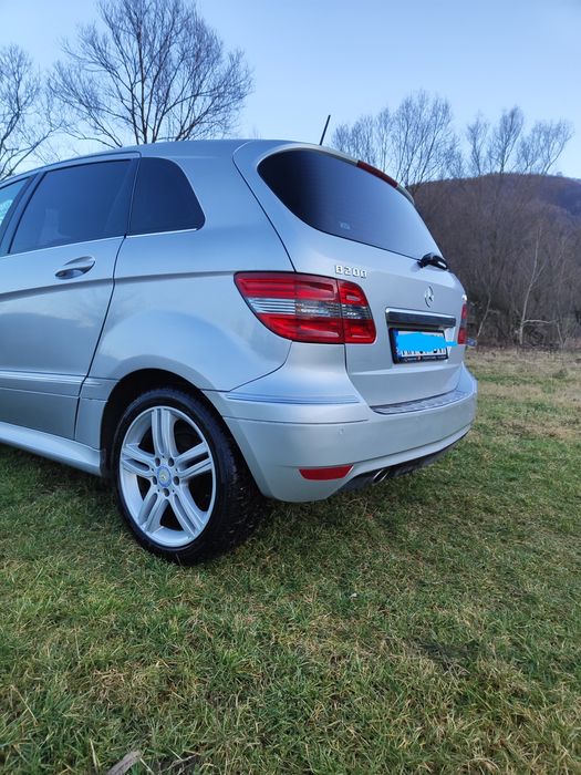 Mercedes Benz clasa B 200
