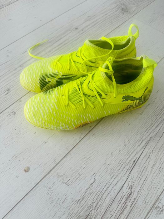 Adidasi fotbal - crampoane, marime 37
