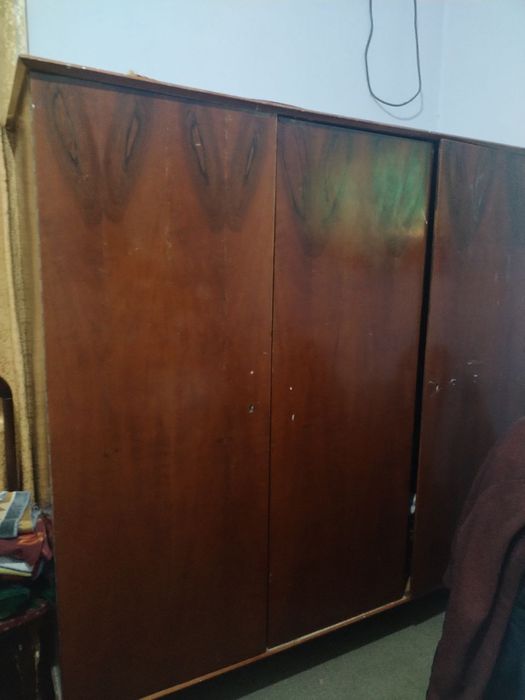 Продается спальный мебель