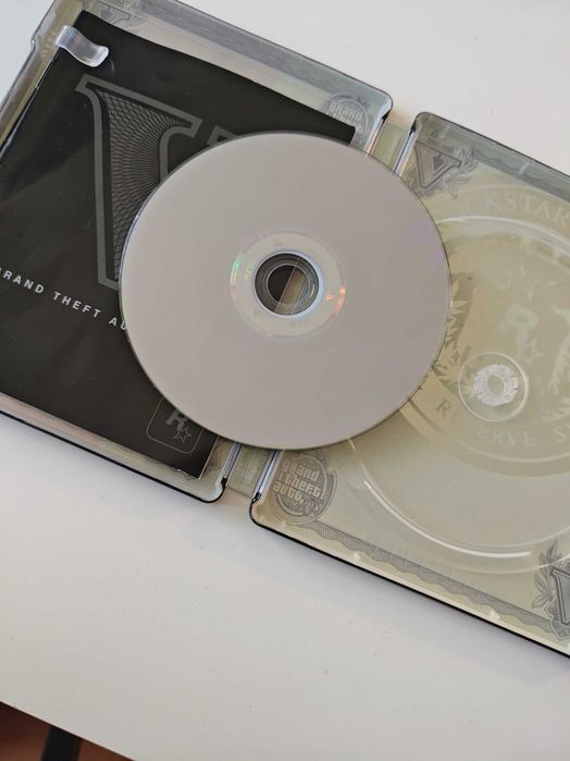 Grand Theft Auto V GTA V PS3 PLAYSTATION 3 - метална кутия