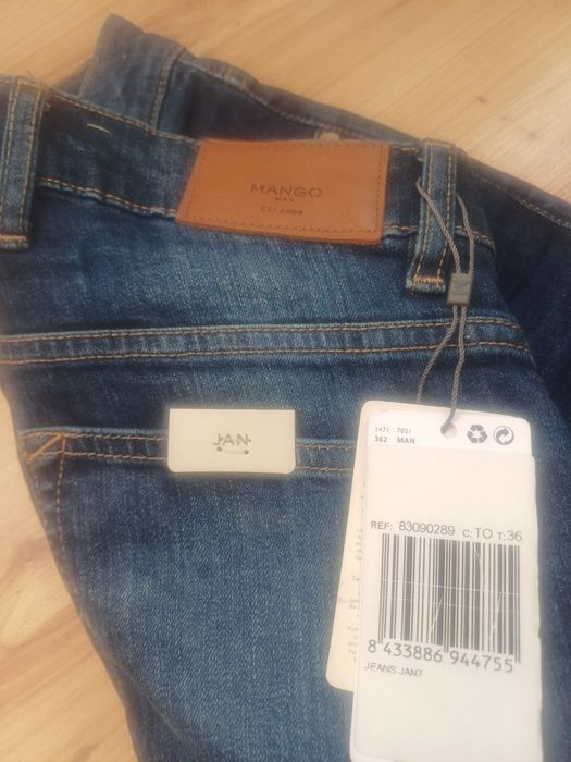 Нови дънки на манго.