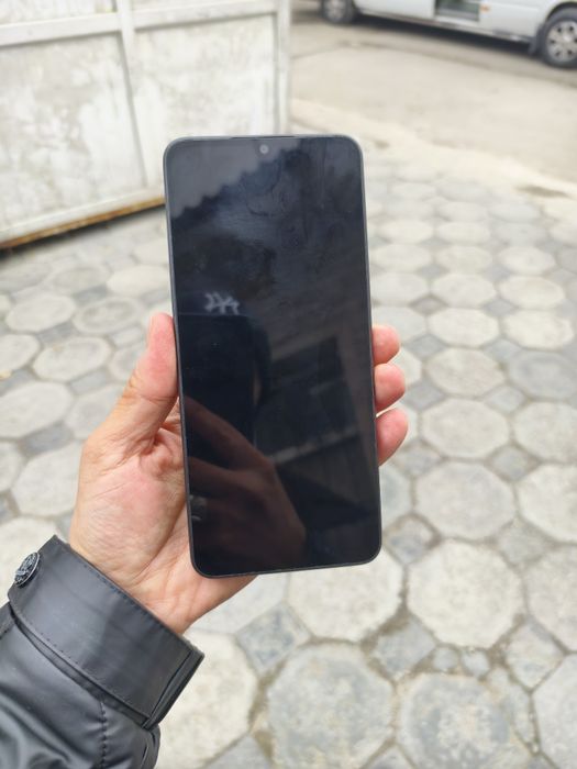 Продам Redmi 13c и 14c на 256 гб.