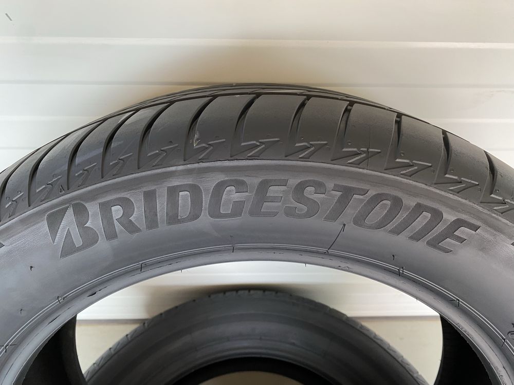 2бр летни гуми 235/55/19/Bridgestone Turanza T005/dot1522//6.8мм грайп