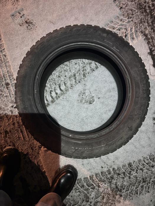 Продам шины зиние