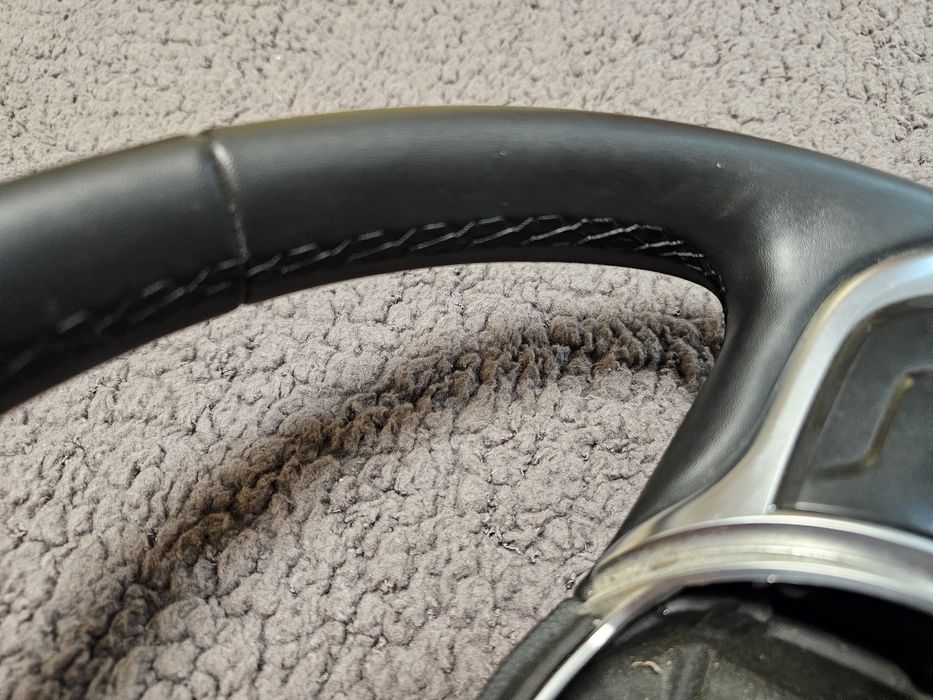 Кожен волан за DACIA