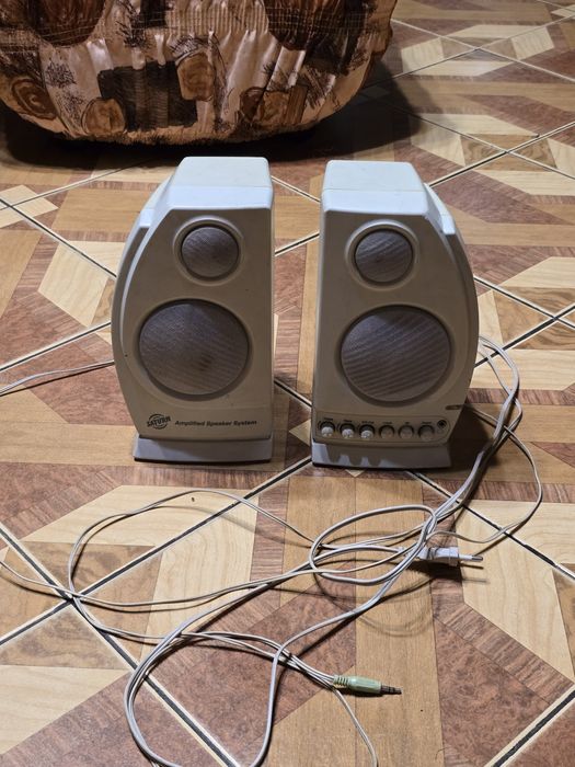 Ретро компютърни колонки Saturn