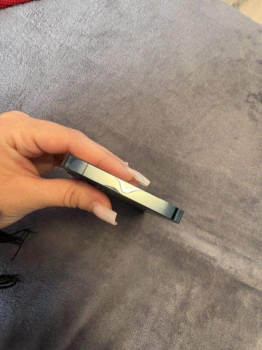 Vand Iphone 12 pro , stare buna,folosit,128GB.