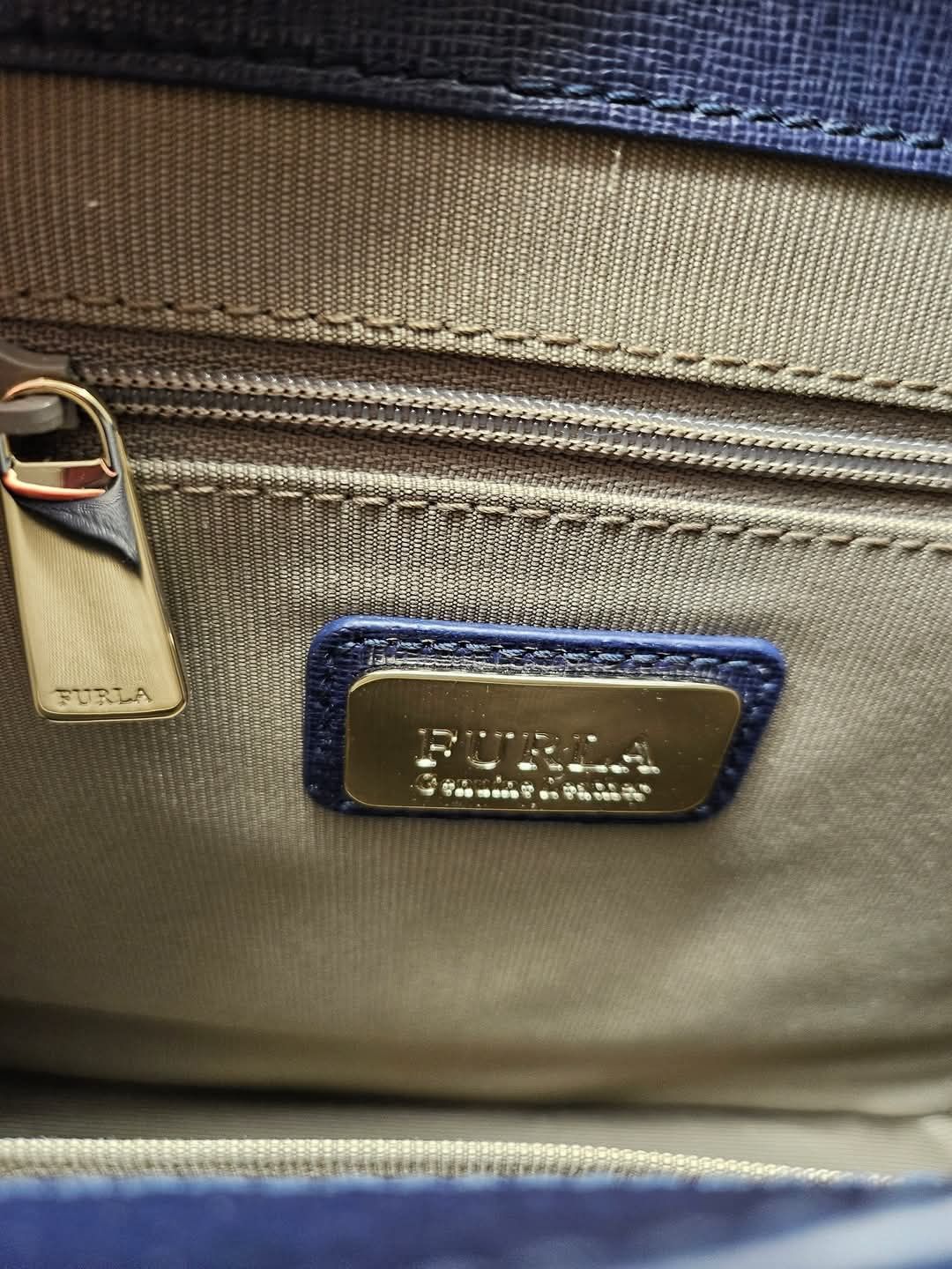 Furla Metropolis