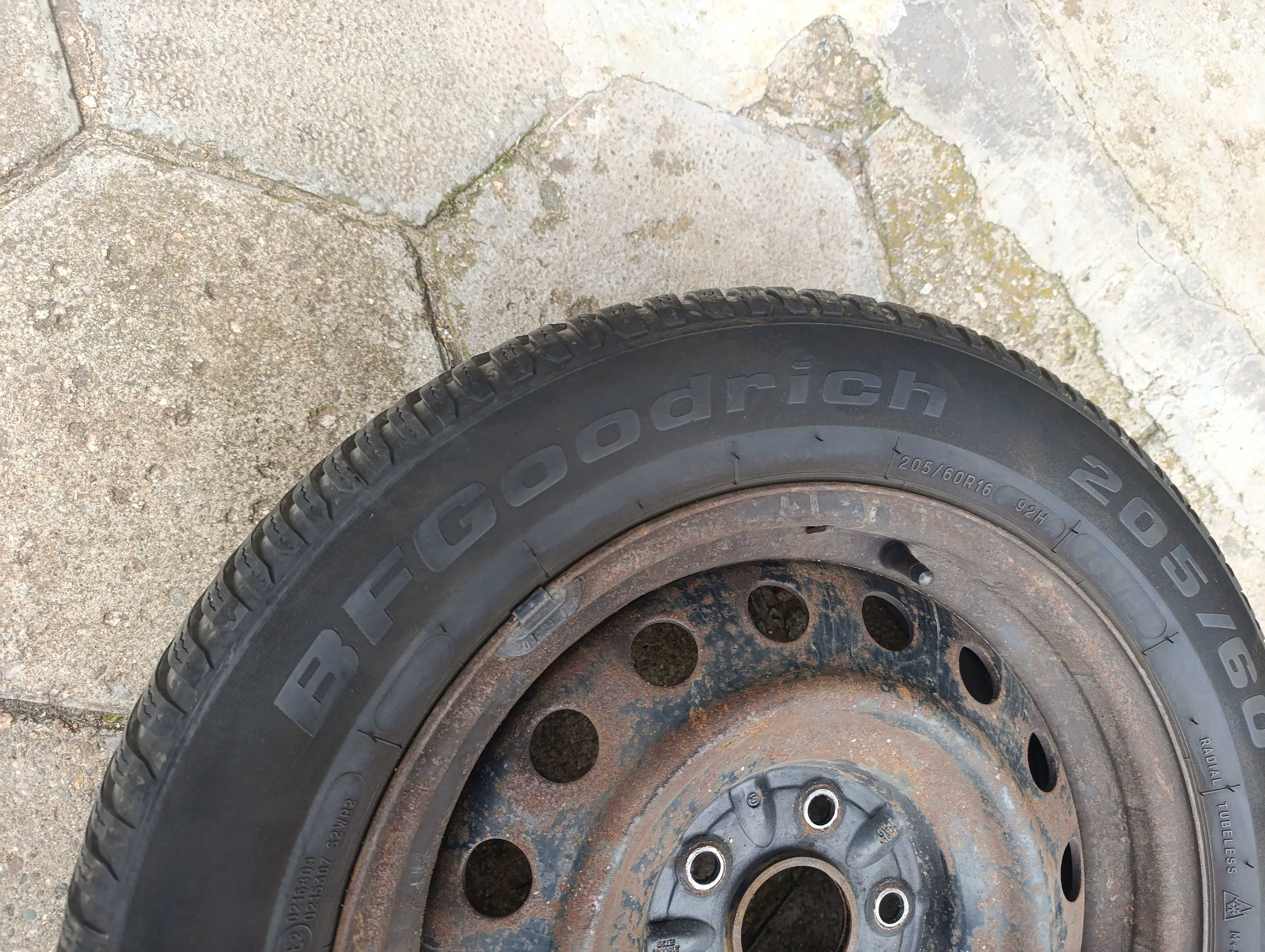 Зимни гуми с джанти от Toyota BfGoodrich G-Force Winter 2 Go 205/60/16