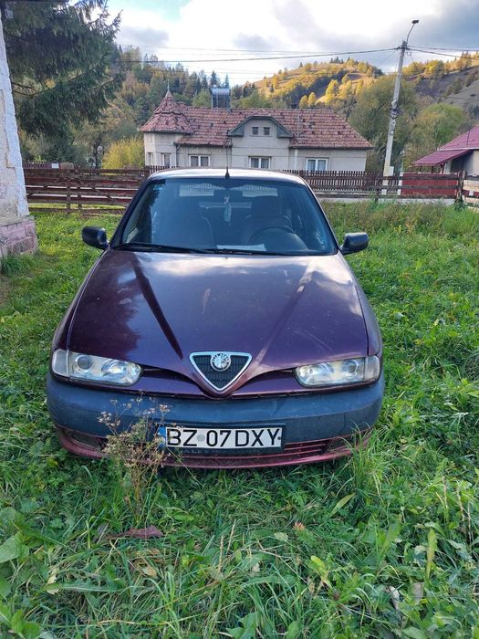 Vând Alfa Romeo bună stare, preț ușor negociabil