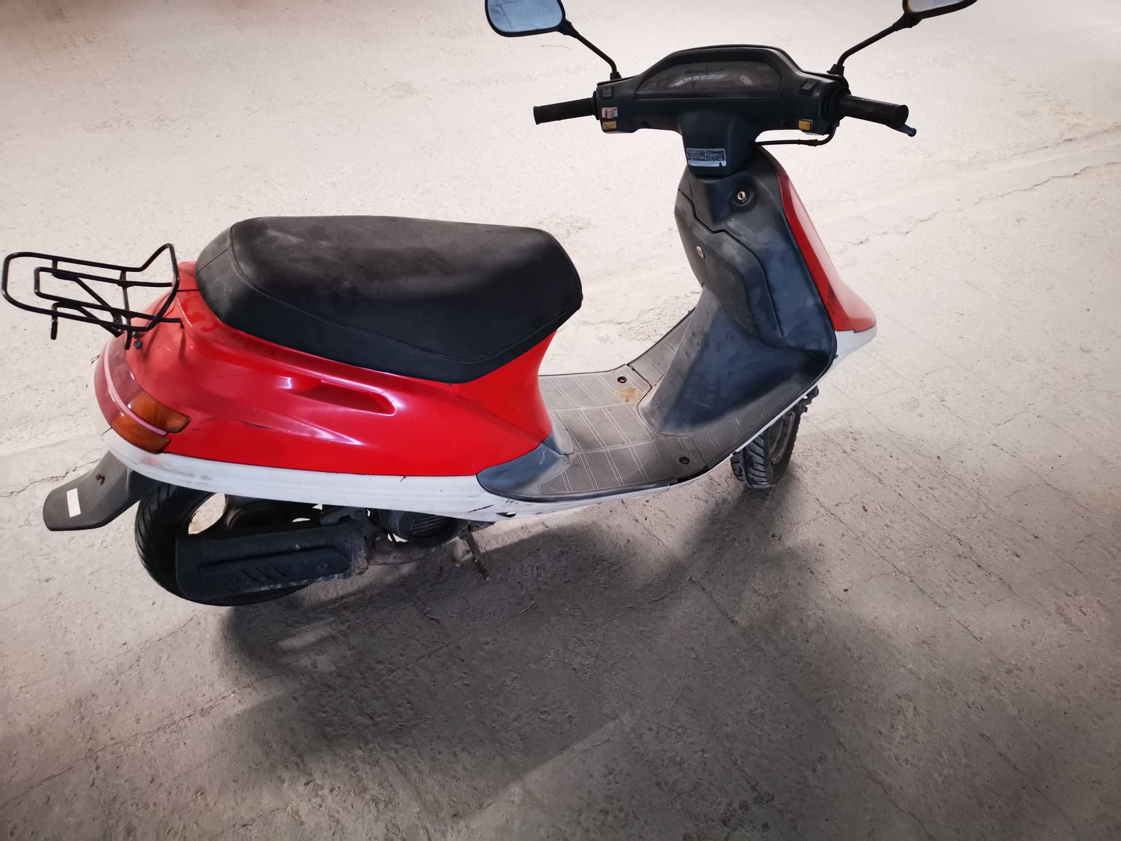 Продавам Хонда такт цял за части. Honda tact 50