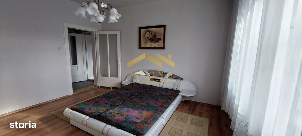 Casa de vanzare in Vladimirescu in zona primariei.