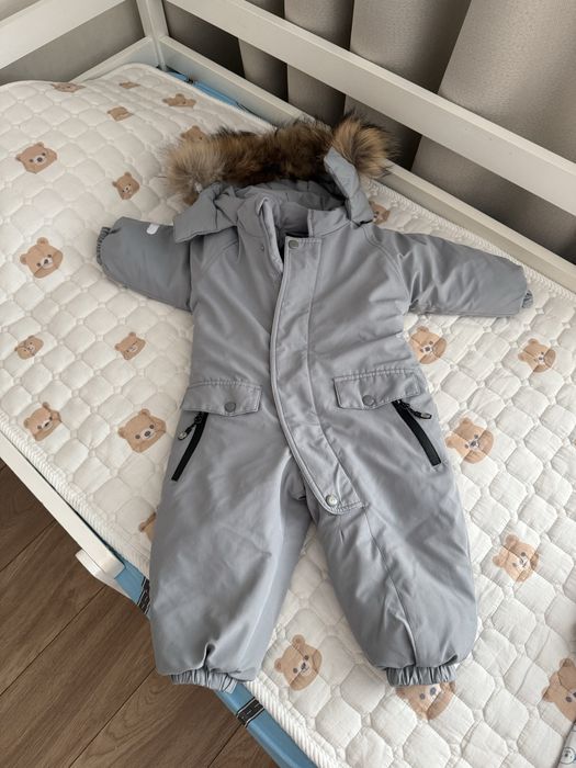 Продам зимний детский комбенизон Lassie