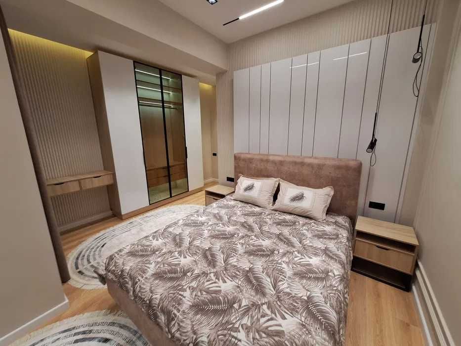 Продается Срочно квартира на ЦУМ! ор-р 110 школа! 2/2/4