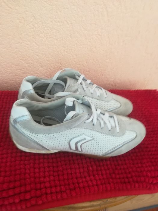 Adidași Geox nr 40 dama piele