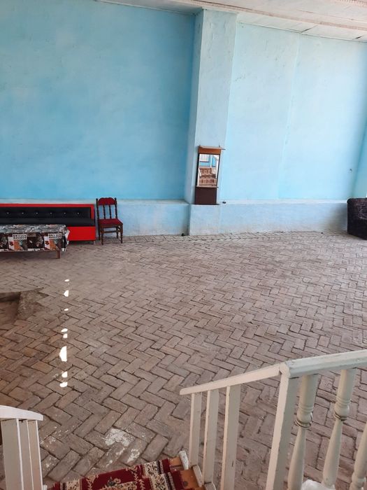 Сотилади зудлик билан 7 соток 7 хона подвали билан Каттаккургон шахар