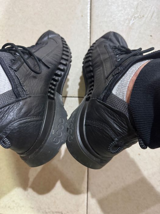 Спортни обувки 43