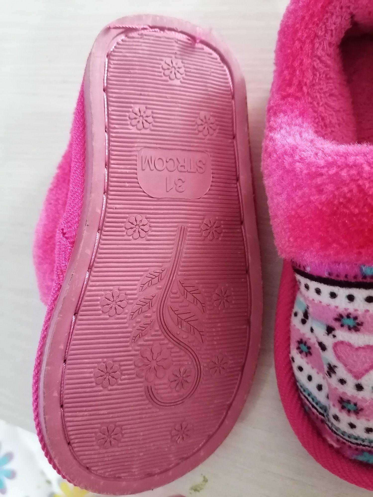 Papuci de casa roz pentru copii