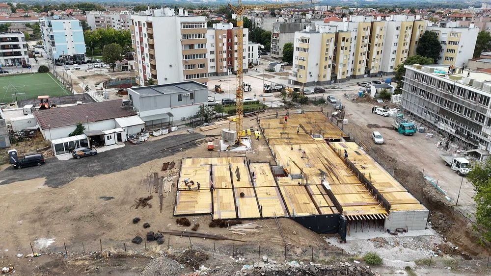 Продава се Едностаен апартамент в Свиленград - 31 кв.м за 33 €/кв.м - Снимка #2