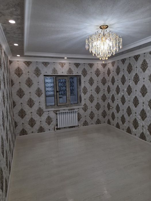 Товоксойда кв сотилади.