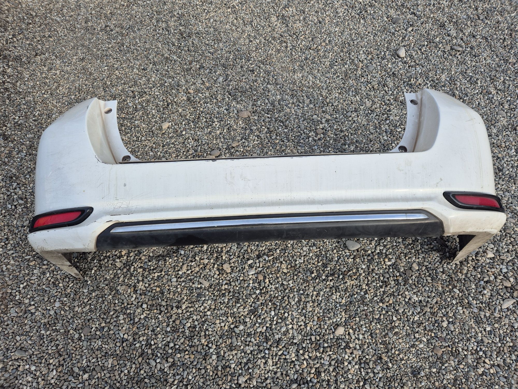 Bară Spate Completa Toyota Auris Hybrid Break 2015-2018.