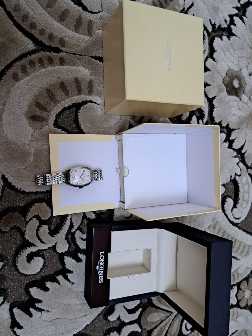 Часы Longines  в идеальном состоянии