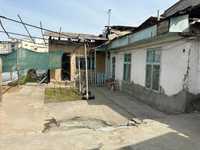 Самарканд дарваза продаётся дом 1.7 соток 20 метров фасад вдоль дороги