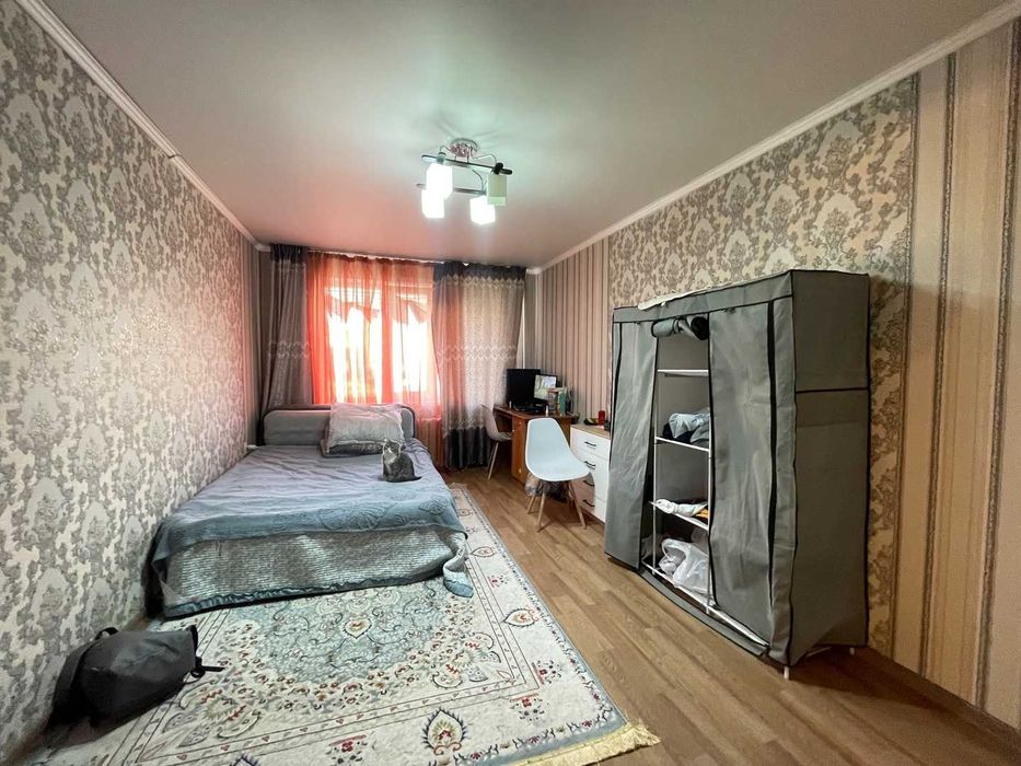 Продам 2 ком, улучшенной планировки. Народные окна