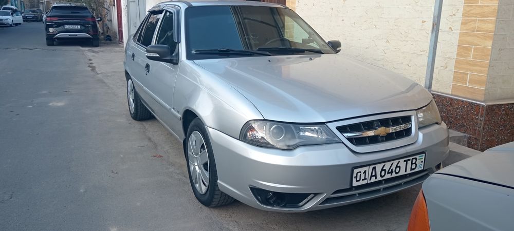 Nexia 2  1.6 dons  sotiladi