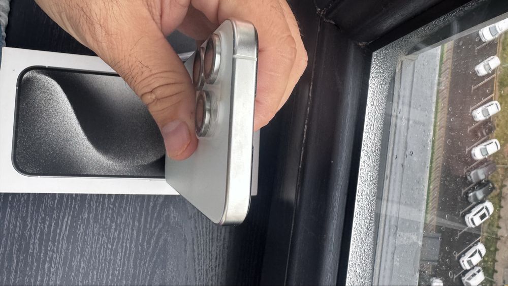 Iphone 15 pro 128 gb white titanium