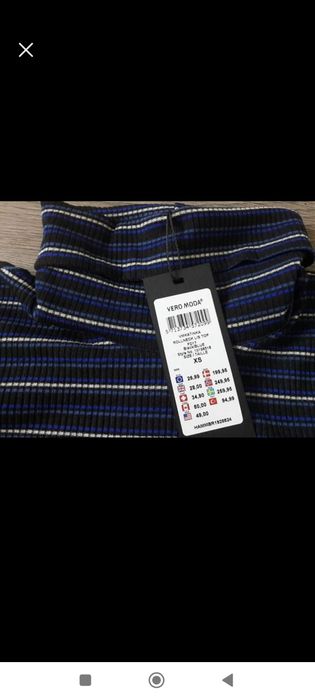 Еластична нова дамска блуза с поло яка