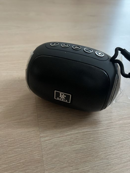Музикална колонка с bluetooth