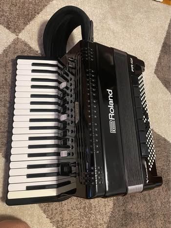 Vând sau schimb Roland FR4X