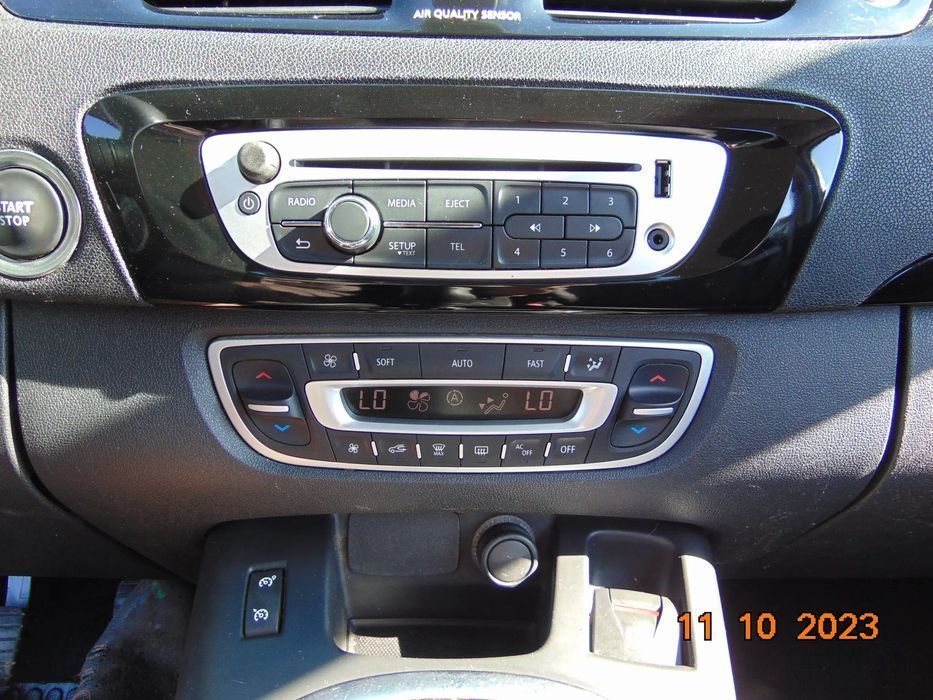 Panou climatronic Renault Scenic 3 an 2009-2016 megane 3 comenzi ac cl