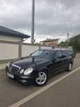 Mercedes, E 220, 170cp