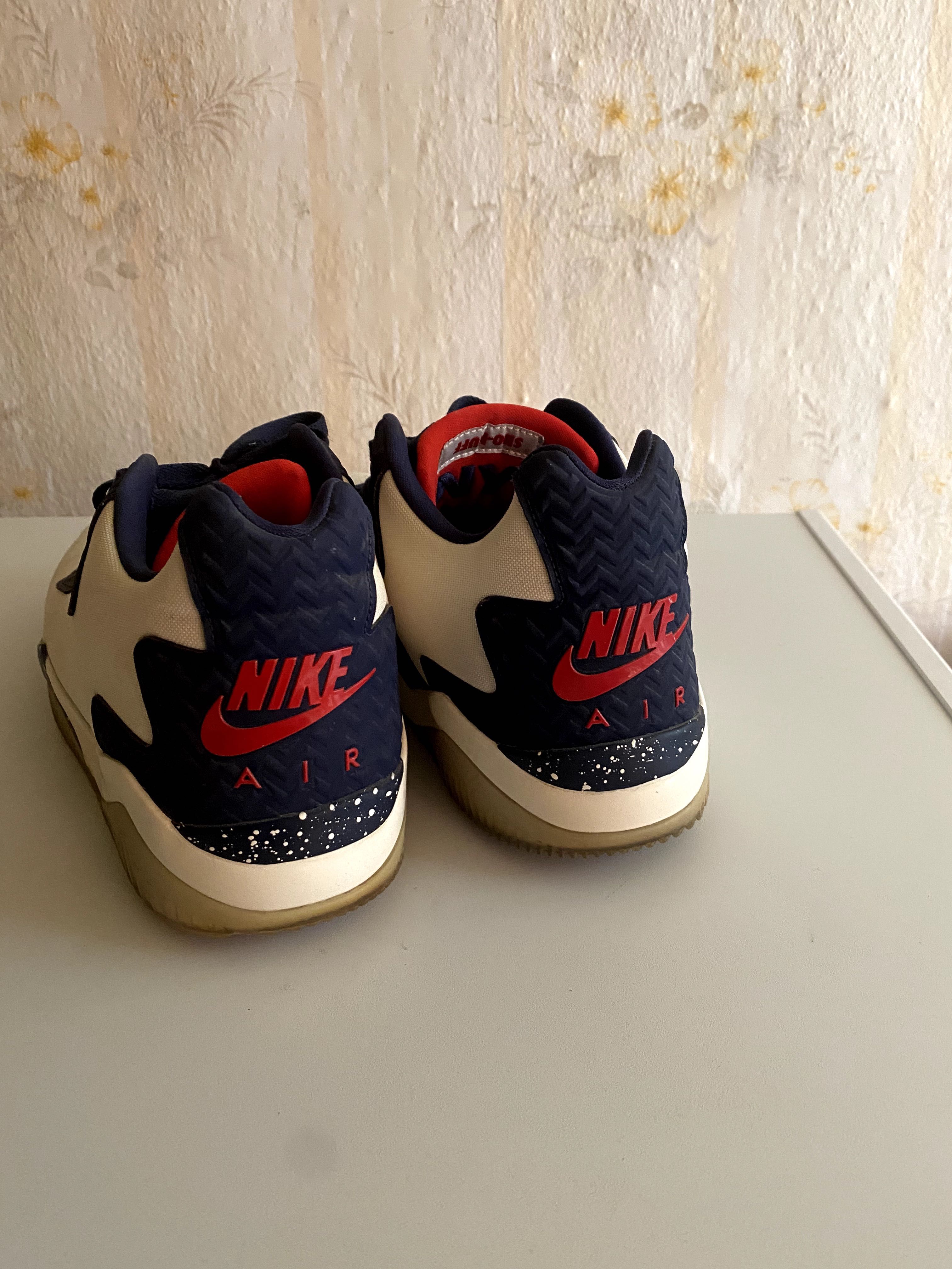 Обувки nike jordan