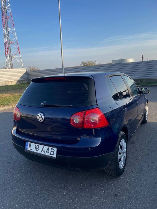 Vând GOLF 5 1.9 TDI