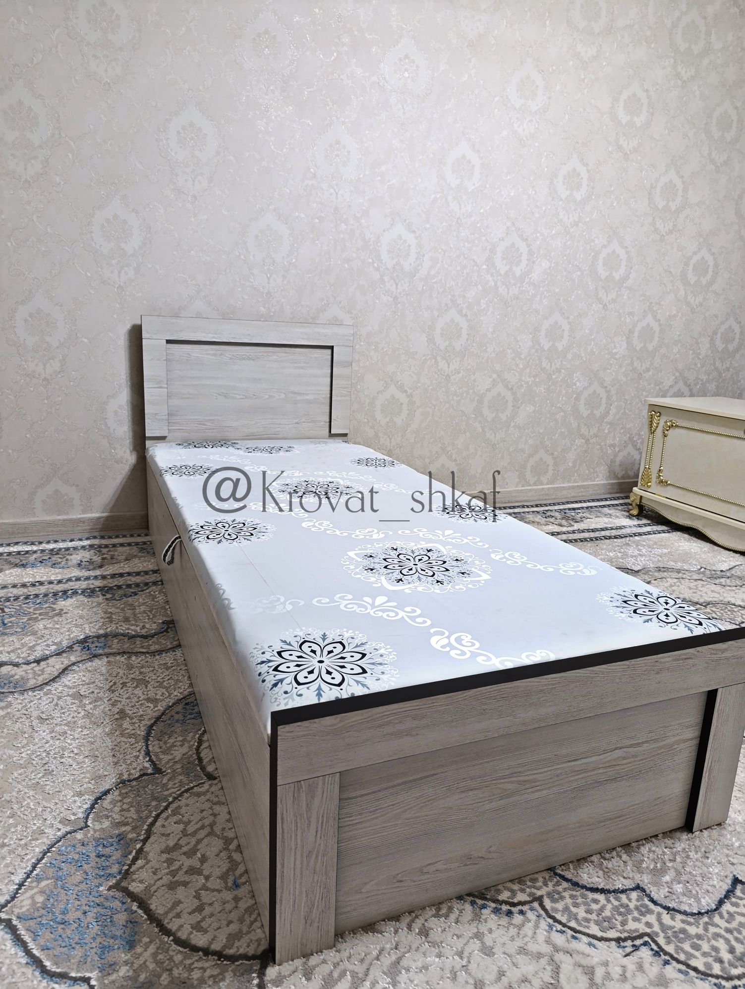 Krovat sandiqli kravat arzon