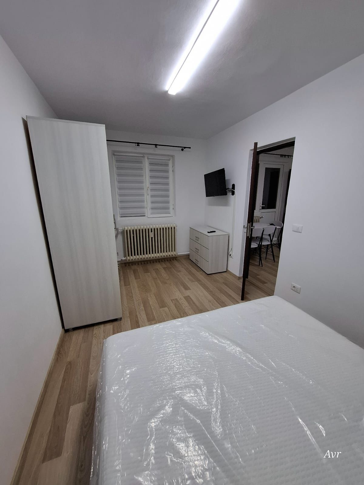 Apartament Valea roșie parter intrare balcon