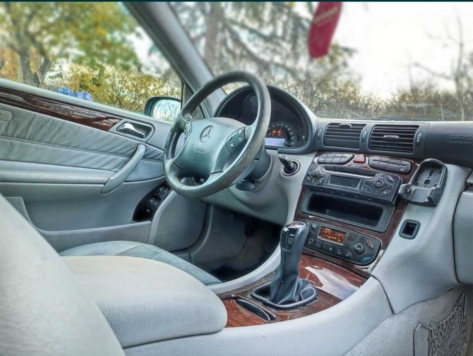 На части: MERCEDES C240 W203