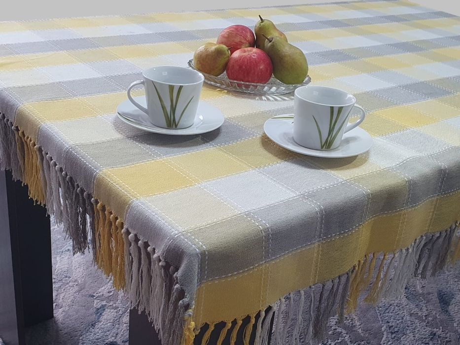 Продам новые текстильные скатерти