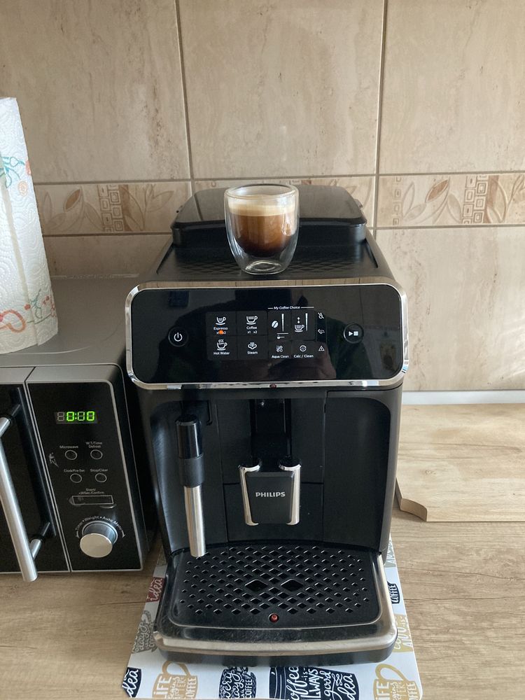 Espressor automat Philips EP2220/10 Impecabil