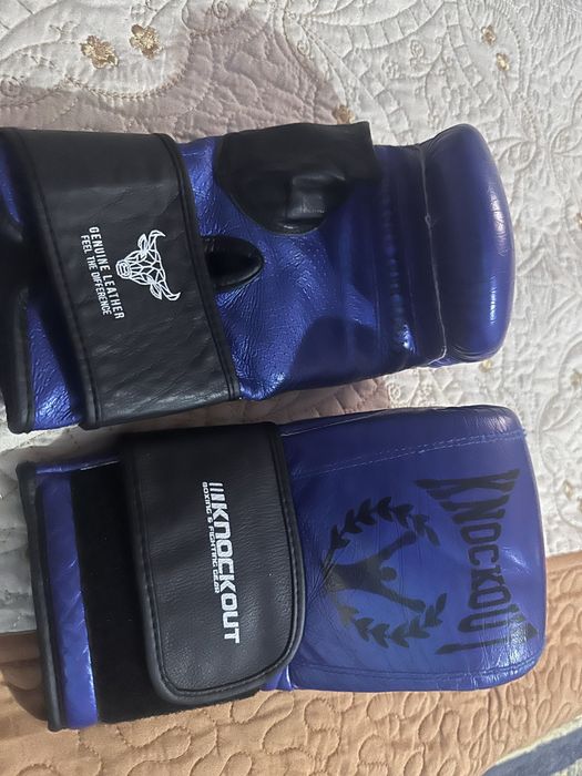 Vand manusi knock out