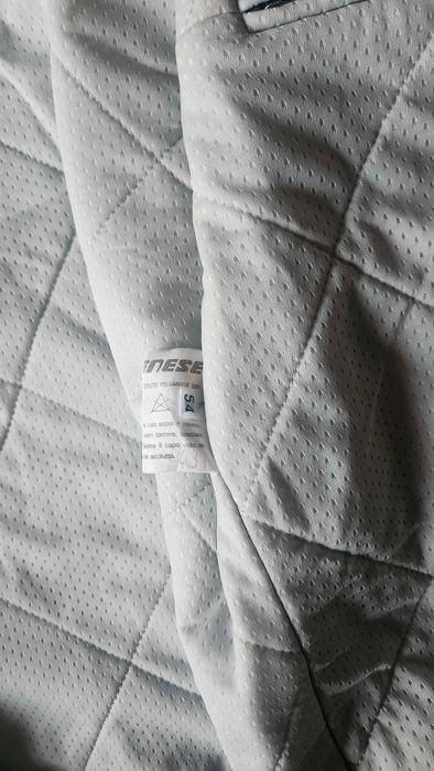 Продава се комплект дъждобран Dainese