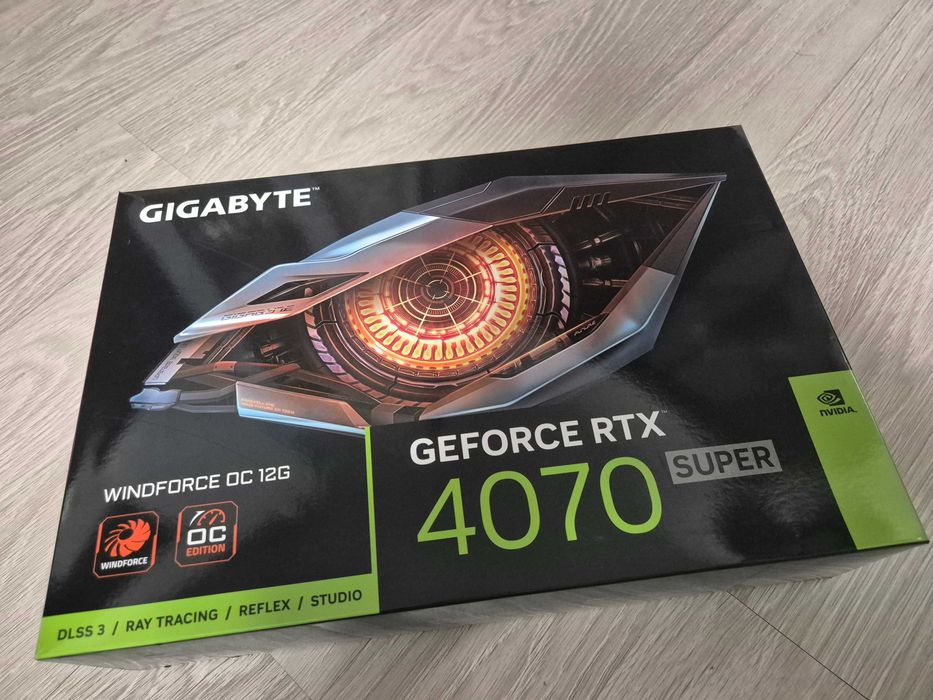 Placa video GIGABYTE GeForce RTX 4070 SUPER