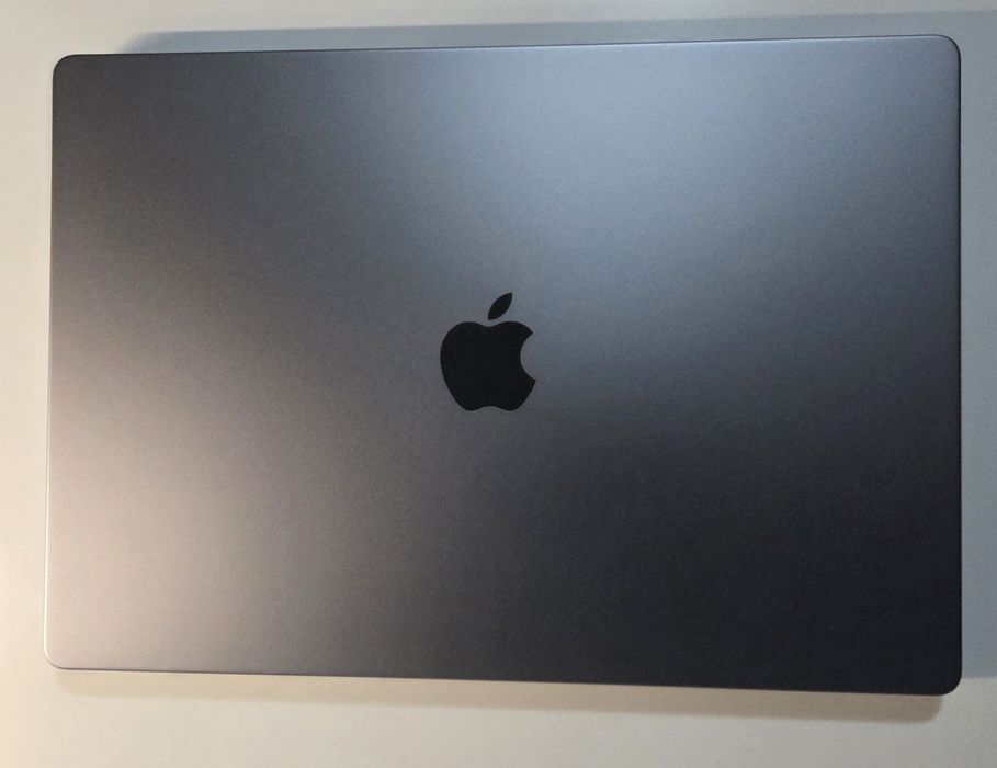 MacBook Pro 2021 M1 Pro 16” – 16 GB RAM, 1TB