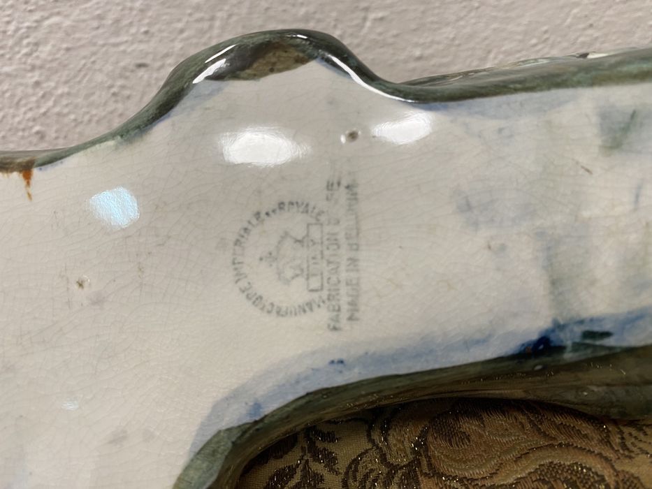 Френски ароматизатор от порцелан с маркировка